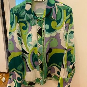 Women Zara satin feel button down shirt size medium